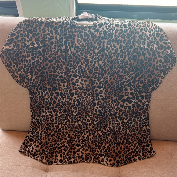 Leopard top - Picture 2 of 2